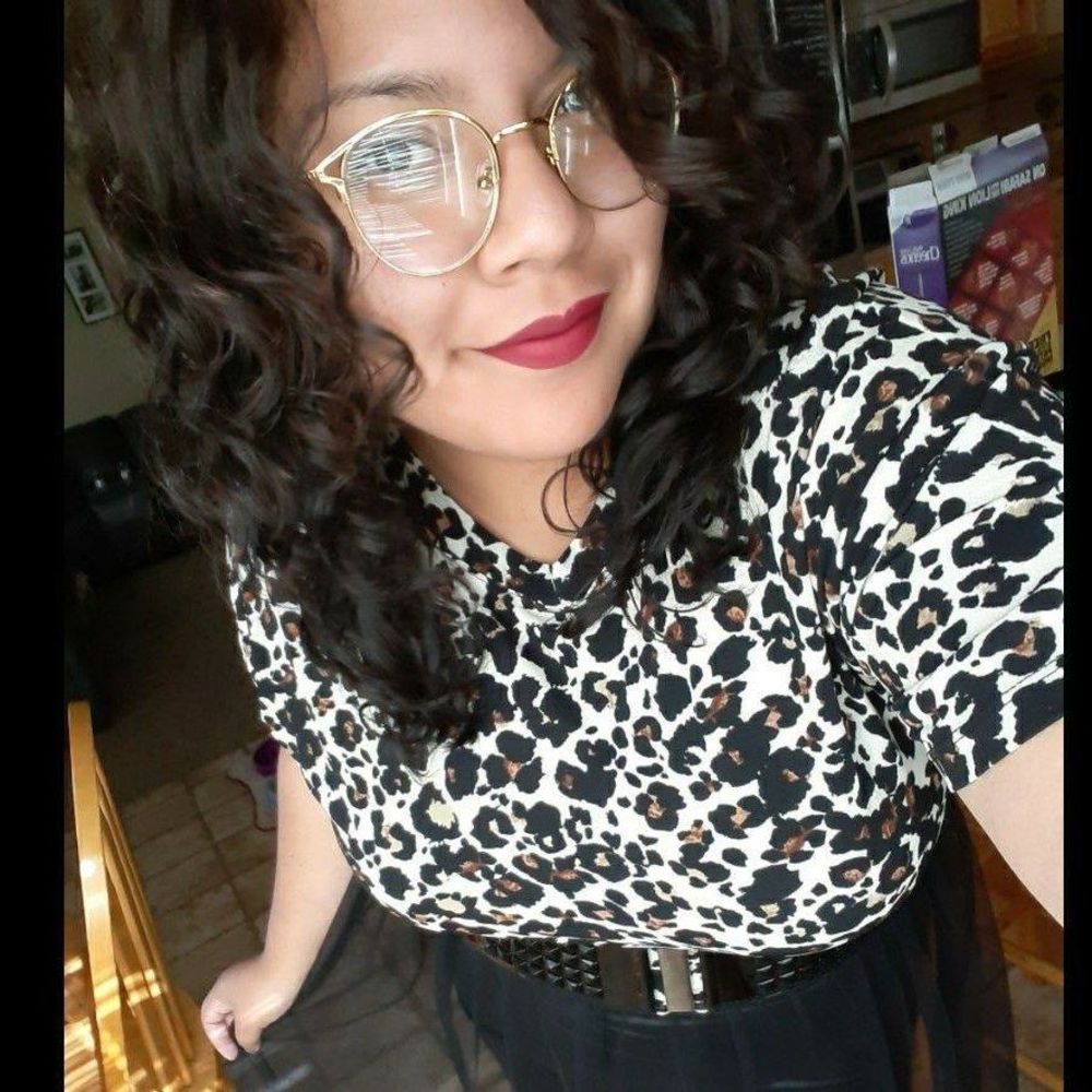 Meet your Posher, Odalis